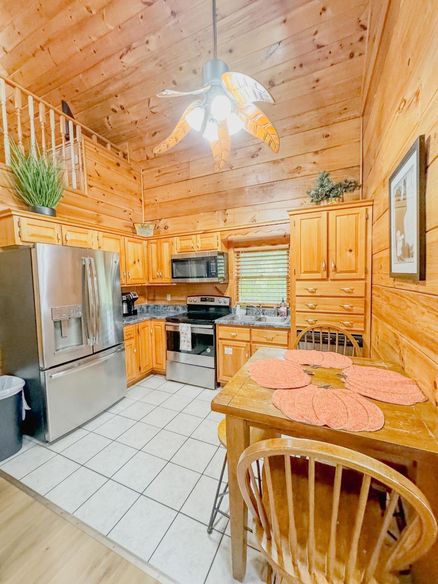 Romantic Notions Sevierville Exterior foto